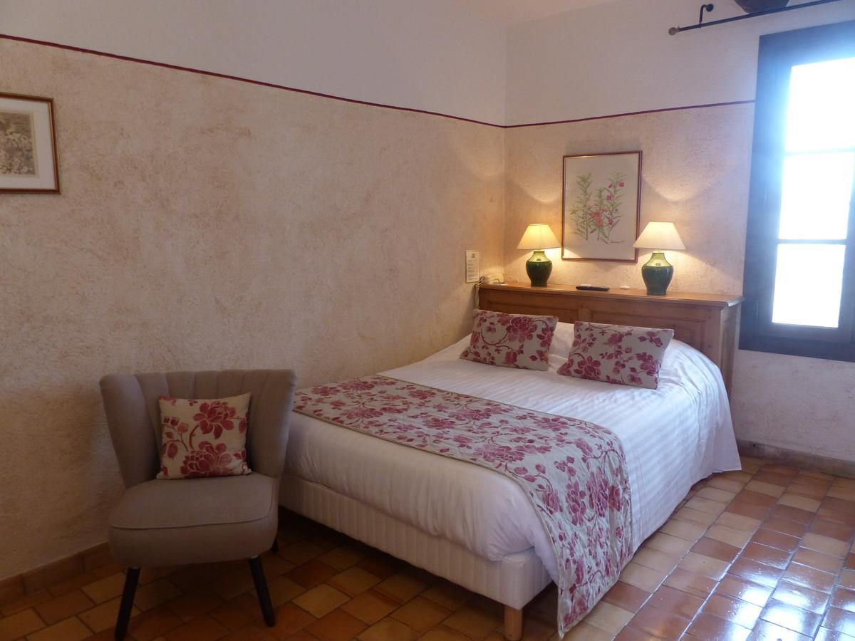 Charembeau Hotel Forcalquier Exterior photo